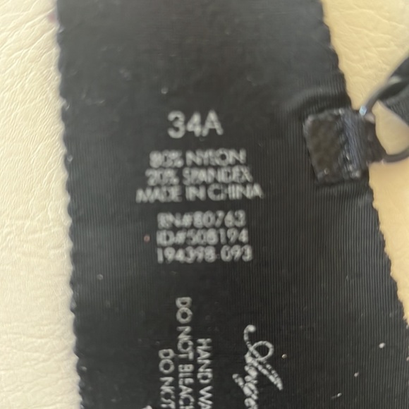 Victoria Secret Bras size 34A (2 for 1) - Picture 3 of 3